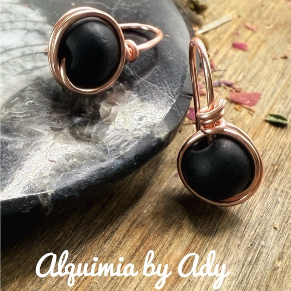 Rose gold black onyx ball Earrings - Picture 1 of 1